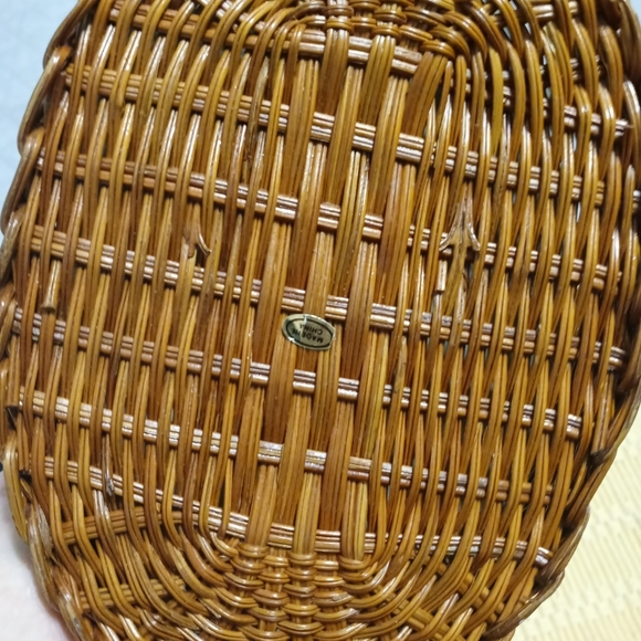 Vintage Casserole Dish - Picture 5 of 7